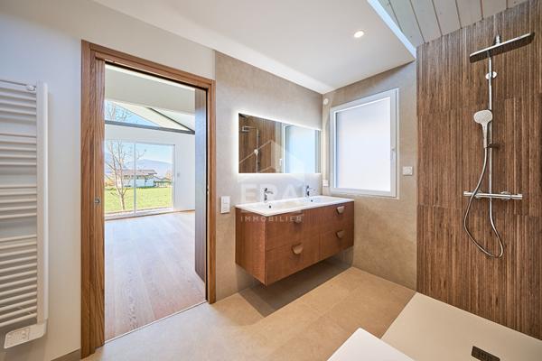 Maison Villaz 5 pièce(s) 1350m2