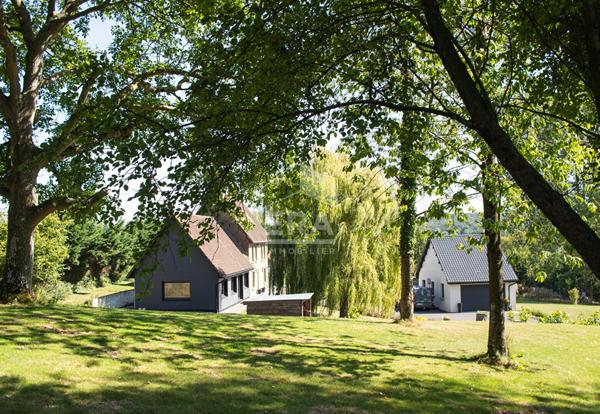 Maison  7 pièce(s) 200 m2