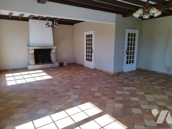 A vendre. Maison. ST HILAIRE DU HARCOUET. Sud Manche. Basse Normandie.
A proximité du centre v...