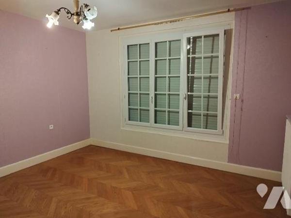 A vendre. Maison. ST HILAIRE DU HARCOUET. Sud Manche. Basse Normandie.
A proximité du centre v...