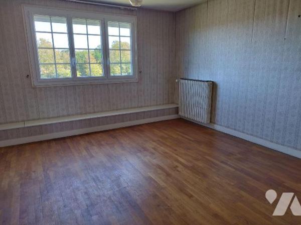 A vendre. Maison. ST HILAIRE DU HARCOUET. Sud Manche. Basse Normandie.
A proximité du centre v...