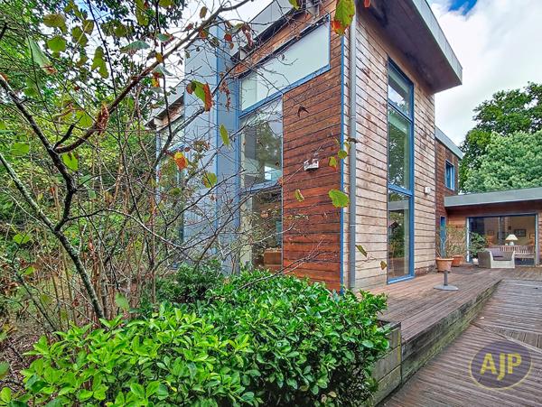 Biens de prestige à vendre Gujan Mestras : maison 898 700€ - AJP ACTEA La Hume