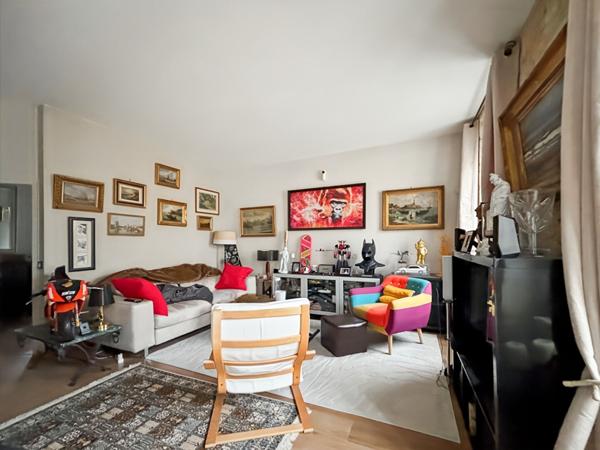 À vendre : Appartement 2 pièces à Bordeaux - Jardin Public