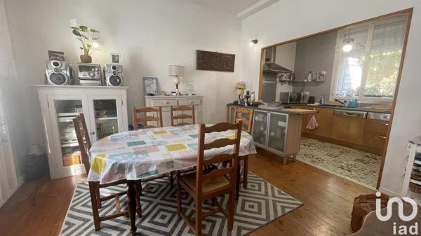 Maison de ville 5 pièces de 105 m² à Mouleydier (24520)