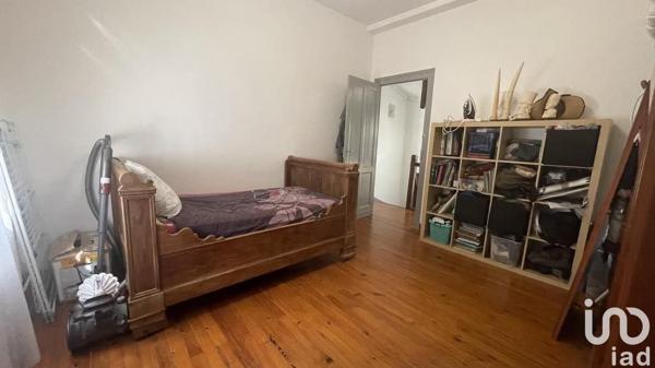 Maison de ville 5 pièces de 105 m² à Mouleydier (24520)