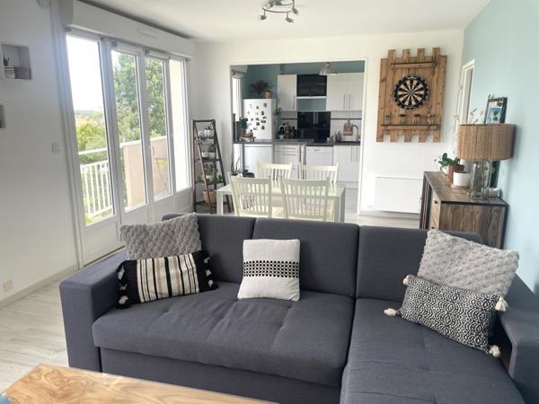 Appartement
         3 pièces
        - 76 m² Exclusivité 205 000 € *