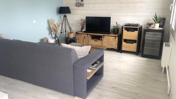 Appartement
         3 pièces
        - 76 m² Exclusivité 205 000 € *