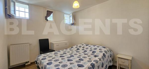 Maison 130 m² / 4 chambres /Sous-sol ou rez-de-jardin TOTAL / Garage 30 m² / Extérieur sur 2600 m² /