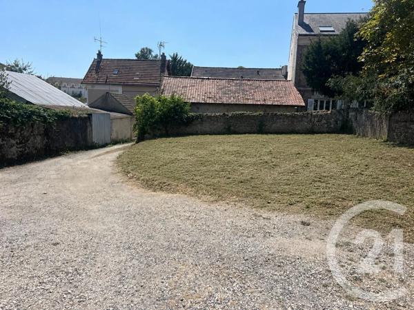 Terrain à vendre  348 m 2   FAREMOUTIERS  - 77