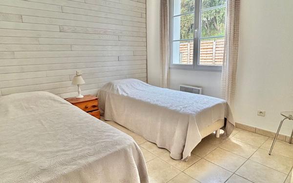 Maison à vendre    5 pièces •  Saint-Georges-d'Oléron