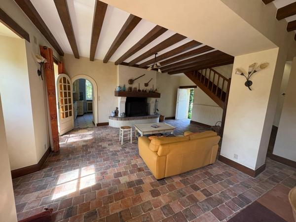 Maison à vendre 8 pièces  (72)