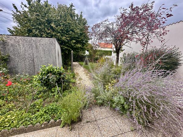 Maison de charme des années 1930 - Saintes Rive Gauche