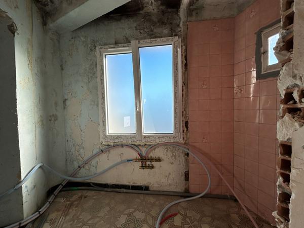 À vendre ? Appartement 78 m² à rénover à Vignale, maison de village