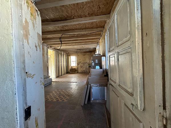 À vendre ? Appartement 78 m² à rénover à Vignale, maison de village