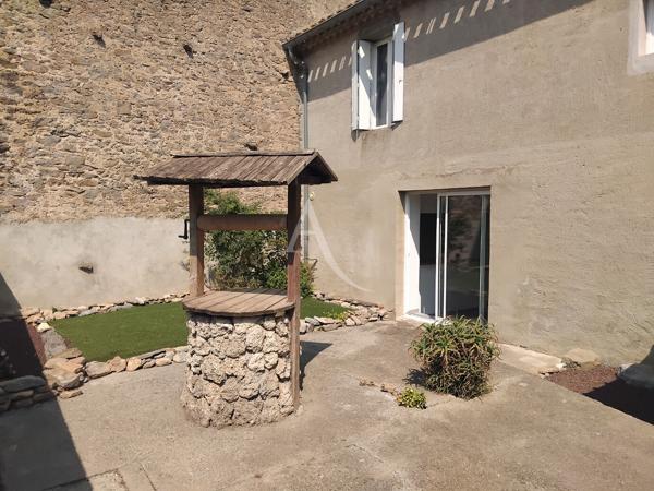Maison Moux 4 pièce(s) 140 m² avec son petit jardin