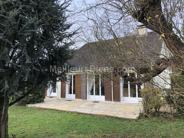 Pavillon plain pied 3 chambres quartier mont chalats