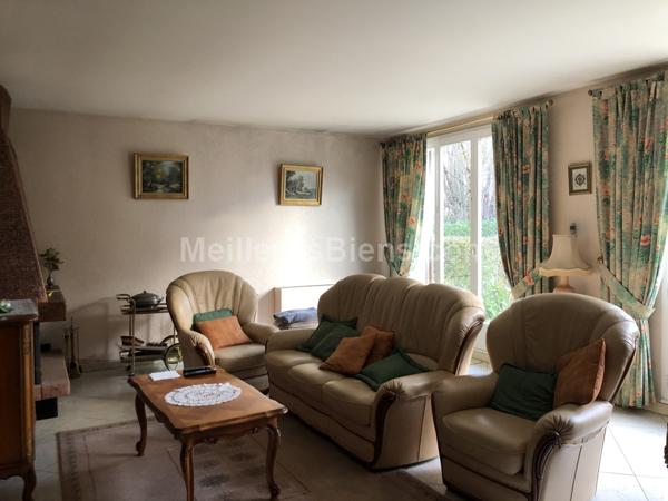 Pavillon plain pied 3 chambres quartier mont chalats