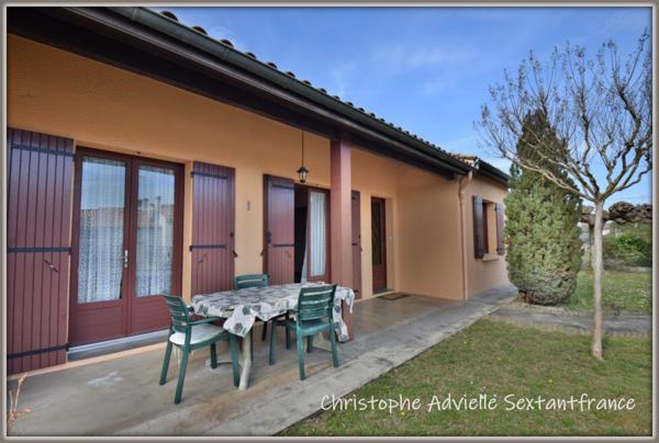 Marmande, au calme proche commerces, maison de plain pied 3 chambres , garage sur parcelle de 567 M2