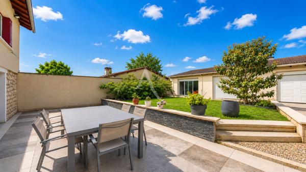 Maison Roissy En Brie 8 pièce(s) 122 m2