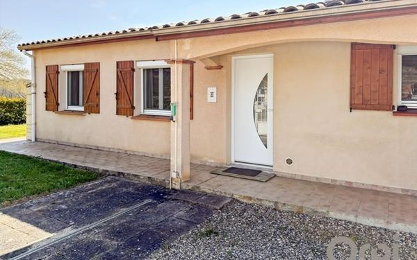 Maison à vendre    4 pièces •  Préchac