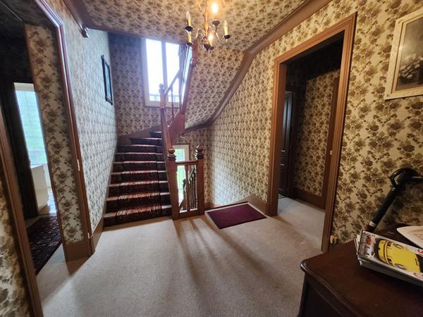 Propriété exceptionnelle sur ROINVILLE SOUS DOURDAN (91410) , Manoir « Belle époque » de 1930 : 400 m² de surfaces pondérées !