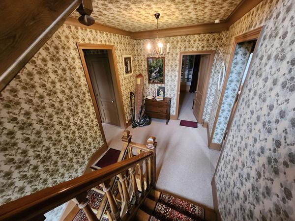Propriété exceptionnelle sur ROINVILLE SOUS DOURDAN (91410) , Manoir « Belle époque » de 1930 : 400 m² de surfaces pondérées !