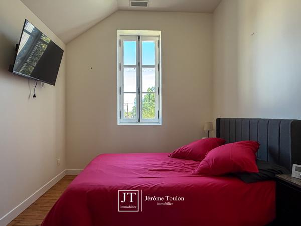 Maison
                                                                                                                                                                                                                                                                                                                        3 pièce(s)                                                                                                                                                                                                          2 chambre(s)                                                                                                                                                                                                          81  m²