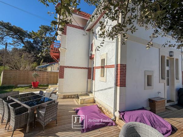 Maison
                                                                                                                                                                                                                                                                                                                        3 pièce(s)                                                                                                                                                                                                          2 chambre(s)                                                                                                                                                                                                          81  m²