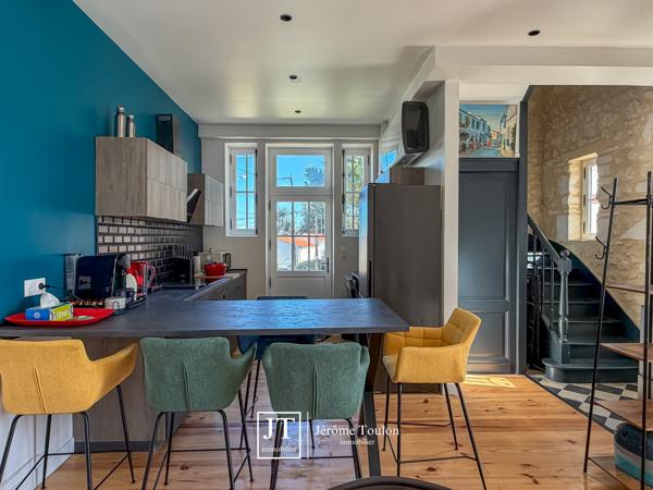 Maison
                                                                                                                                                                                                                                                                                                                        3 pièce(s)                                                                                                                                                                                                          2 chambre(s)                                                                                                                                                                                                          81  m²