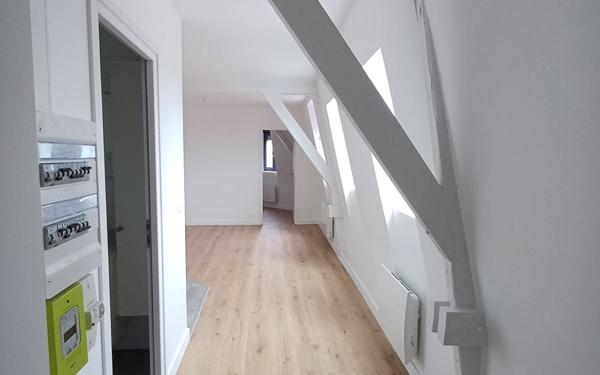 Appartement à louer    2 pièces • 37,71 m2 Estaires