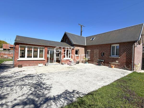 Maison brique avec du charme à vendre à PÉRONNE (80200).