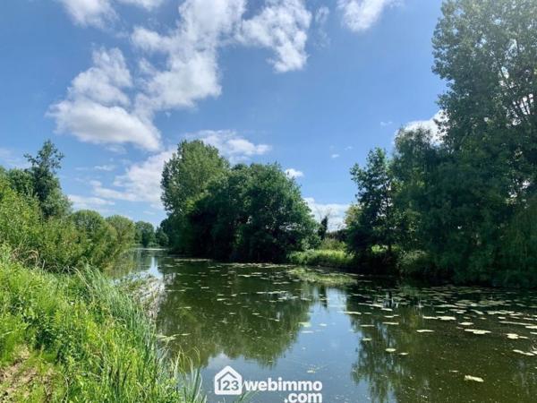 Terrain à bâtir 632 m² à Mazé-Milon 49630