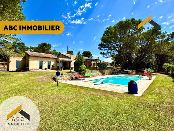 Uchaux (84100) Magnifique maison avec vue dominante