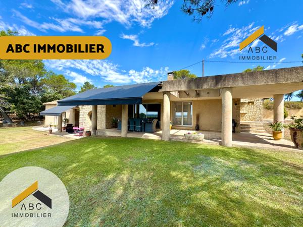 Uchaux (84100) Magnifique maison avec vue dominante