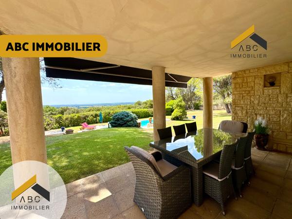 Uchaux (84100) Magnifique maison avec vue dominante