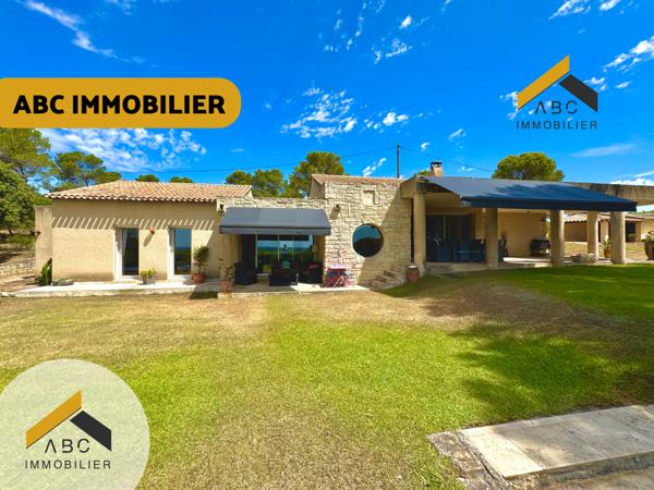 Uchaux (84100) Magnifique maison avec vue dominante