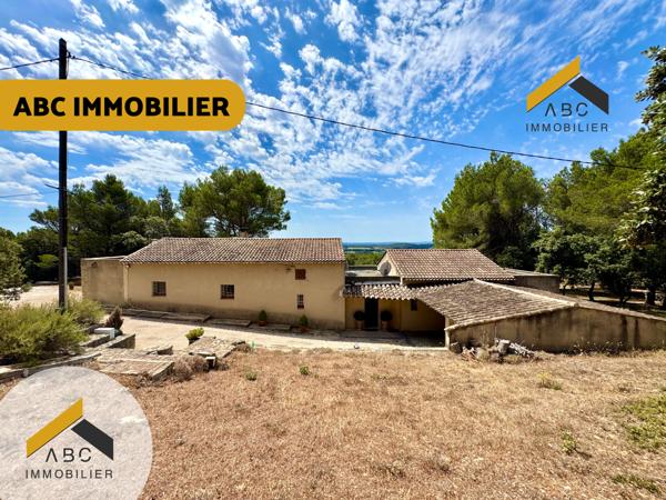 Uchaux (84100) Magnifique maison avec vue dominante