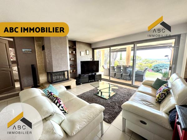 Uchaux (84100) Magnifique maison avec vue dominante