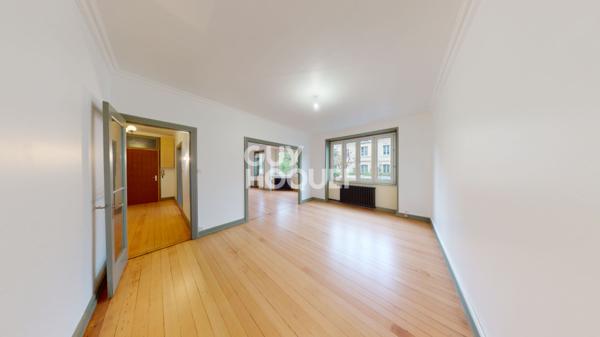 LOCATION : appartement 3 pièces (87 m²) à MULHOUSE
