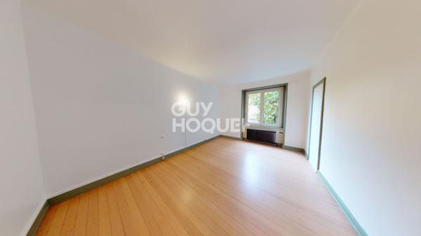 LOCATION : appartement 3 pièces (87 m²) à MULHOUSE