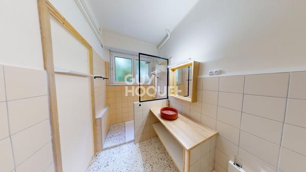 LOCATION : appartement 3 pièces (87 m²) à MULHOUSE