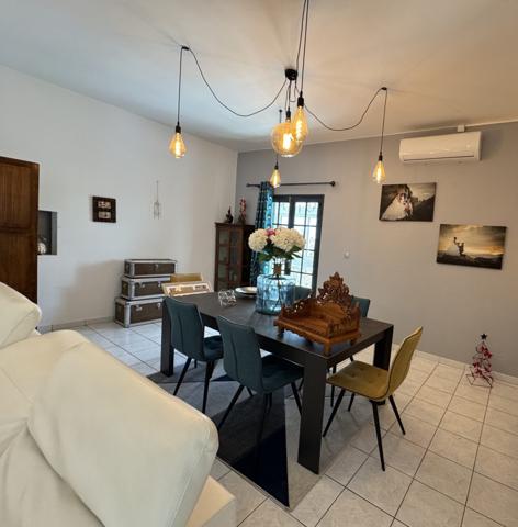 Tampon (97430) À Tampon, immobilier de prestige : maison à vendre 692250 €