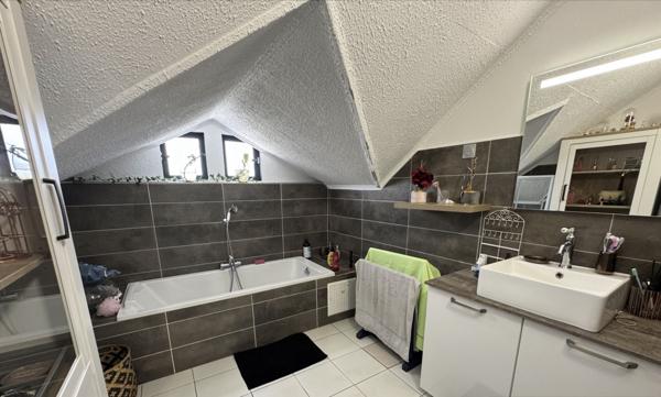 Tampon (97430) À Tampon, immobilier de prestige : maison à vendre 692250 €