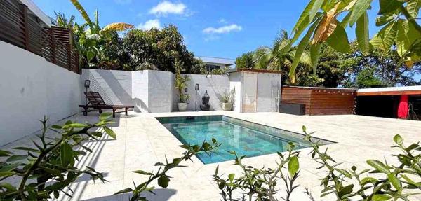 Tampon (97430) À Tampon, immobilier de prestige : maison à vendre 692250 €