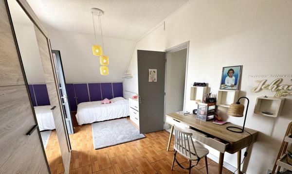 Tampon (97430) À Tampon, immobilier de prestige : maison à vendre 692250 €
