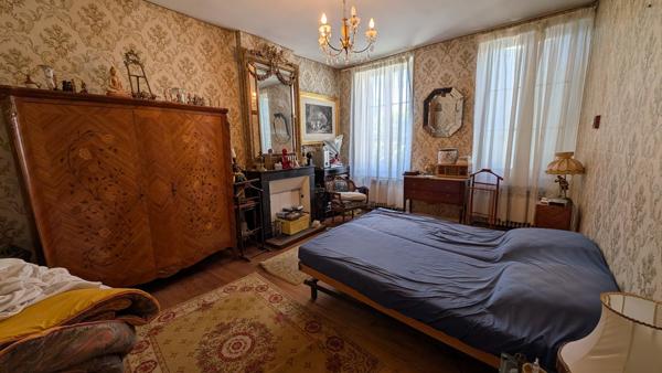 MAISON CENTRE VILLE ETAULIERS Étauliers (33820)