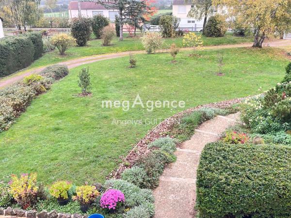 Maison à Fresnay-sur-Sarthe, 72130 - 6 pièces 170m²