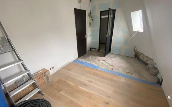 Appartement à vendre    1 pièce • 11,19 m2 Paris 11