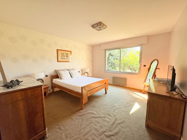 ILLE SUR TET : Maison 5 pièces 130 m² en 4 faces avec Jardin piscinable et garage de 42 m² !