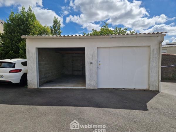 Garage 15.6 m² à La Roche-sur-Yon 85000
